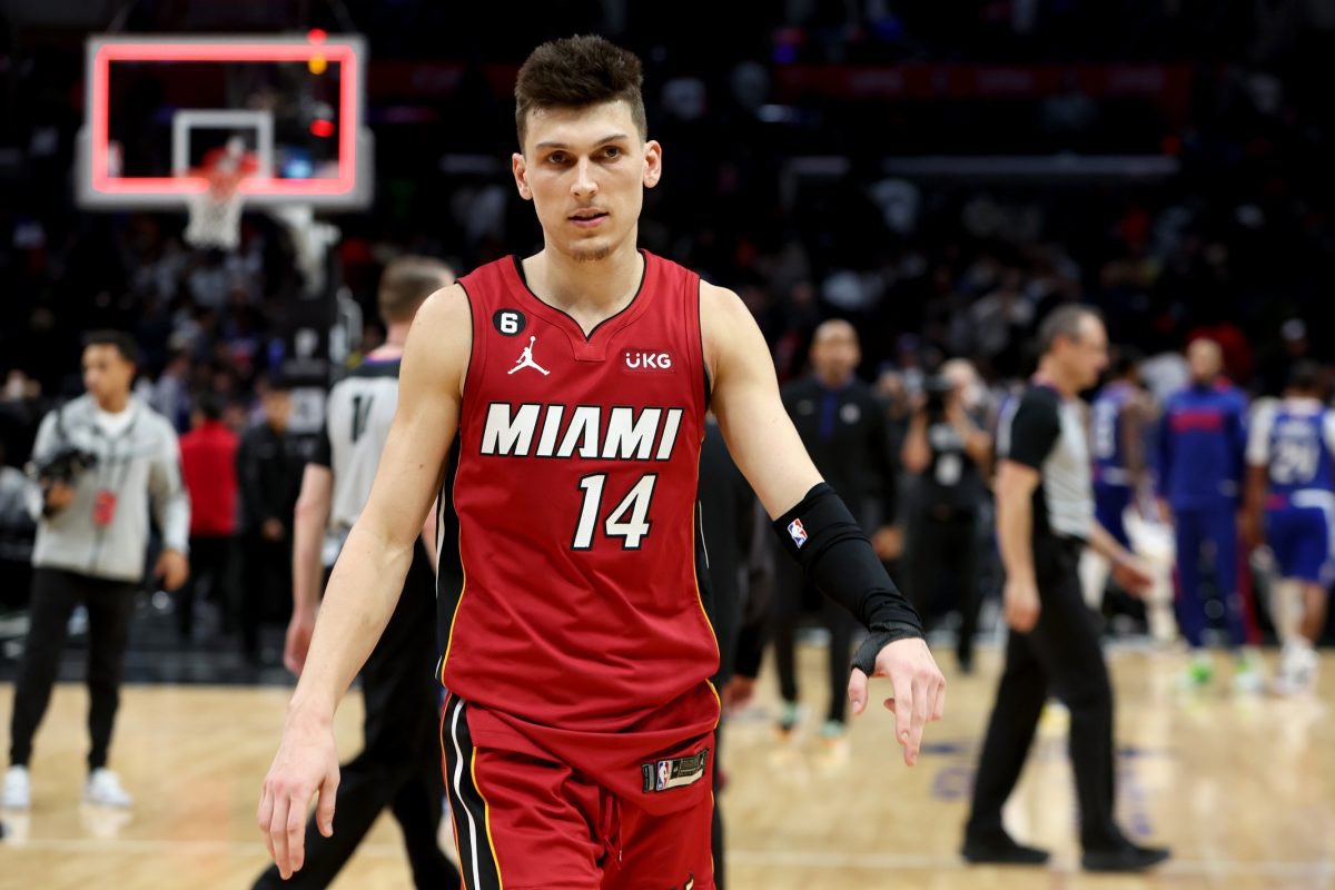 The Miami Heat are one win away from the NBA Finals and haven’t had their 20 PPG scorer Tyler Herro the entire time. 

Would the Heat have closed this out already if he was healthy 🤔