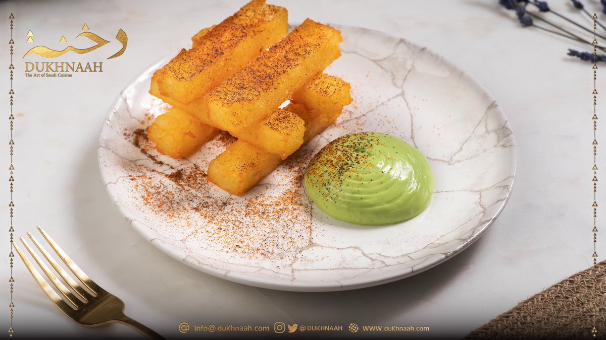 بطاطس دخنة مع صوص الكزبرة ورشة من اللومي 😍😋

احجز طاولتك من ذا شيفز 📲
linktr.ee/thechefz_

او اتصل على: 
٠٥٥٢١٥٤٤٥٥📞

#فن_المذاق_السعودي 
#بوليفارد_رياض_سيتي 
#مطعم_دخنه