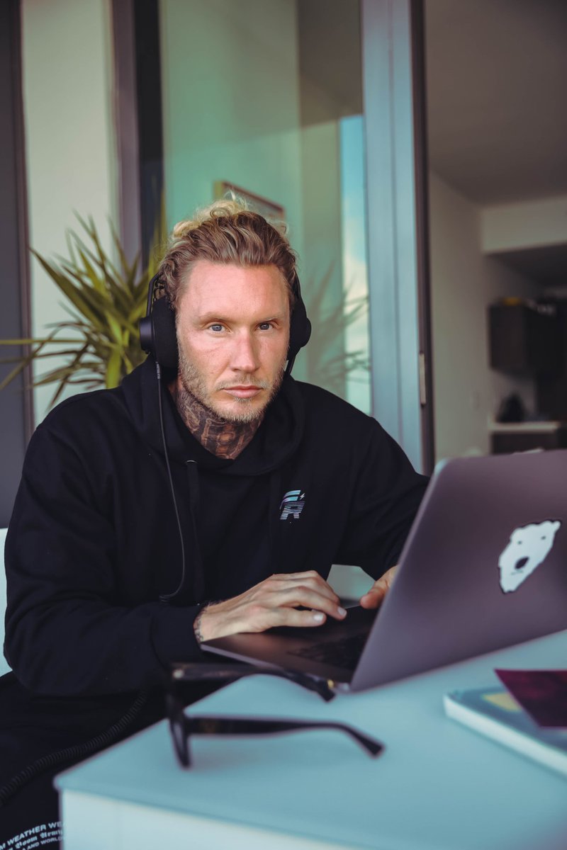 MORTEN tweet media