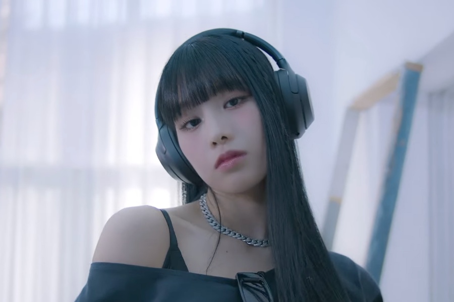soompi's tweet photo. WATCH: New Girl Group #KISSOFLIFE Drops Debut Teaser Introducing #Natty Of "SIXTEEN" And "Idol School" As 1st Member 
https://t.co/DDvcLk5D2V https://t.co/EUVMoT8dKa