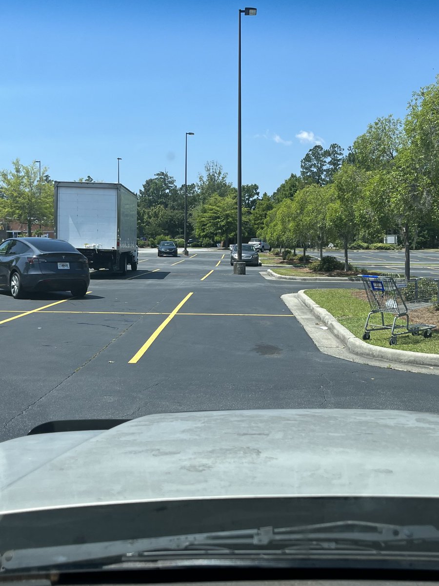 bfromtheSAV's tweet photo. Yes he did

Tried to take the pic of this criminal to shame him but wasn’t quick enough! 😆 

⁦@realBradStaggs⁩ 
#whatilearnedtoday
#cartcourtesy https://t.co/OPPmc3HRHQ