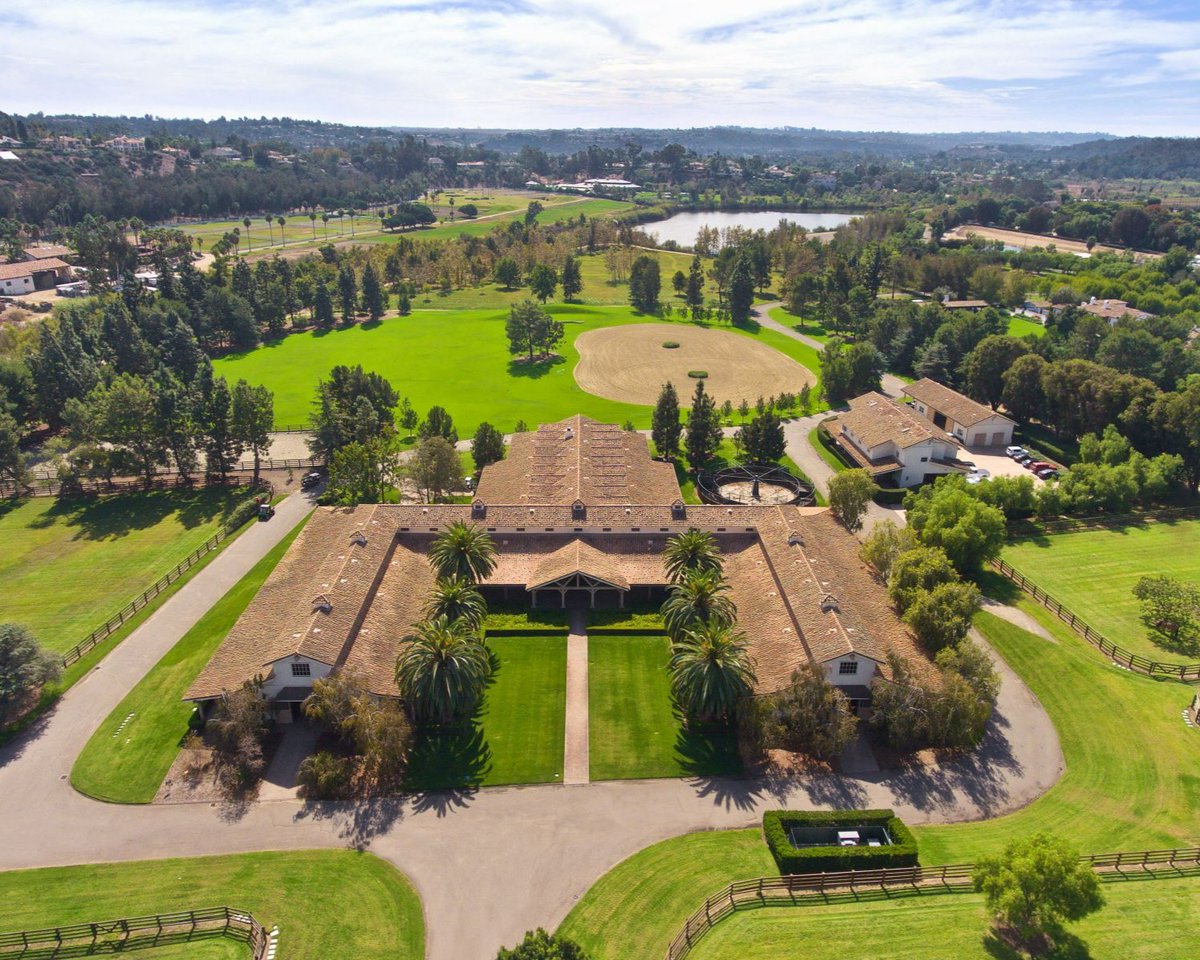 JGLiveColorado's tweet photo. This 77 acre Covenant estate comprised of 7 parcels w/ multiple residences, two state-of-the-art barns, riding arenas, several pastures, tree-lined trails, 15 acre lake, tennis court, &amp; the ultimate in privacy. Rancho Santa Fe, California  https://t.co/i3YQoPqV3J  #luxaryhomes https://t.co/Nk7qWqNvhJ