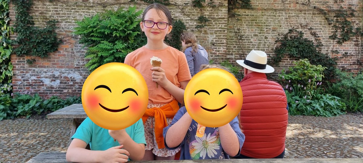 Rachel_Epic's tweet photo. A sunny day out for E with her cousin @NTBeningbrough and what day out is complete without an ice cream 🍦🤔 @staynorHprimary @MrJeff85 #healthyselfie #YORKSHIRE https://t.co/5K9t9eREPM