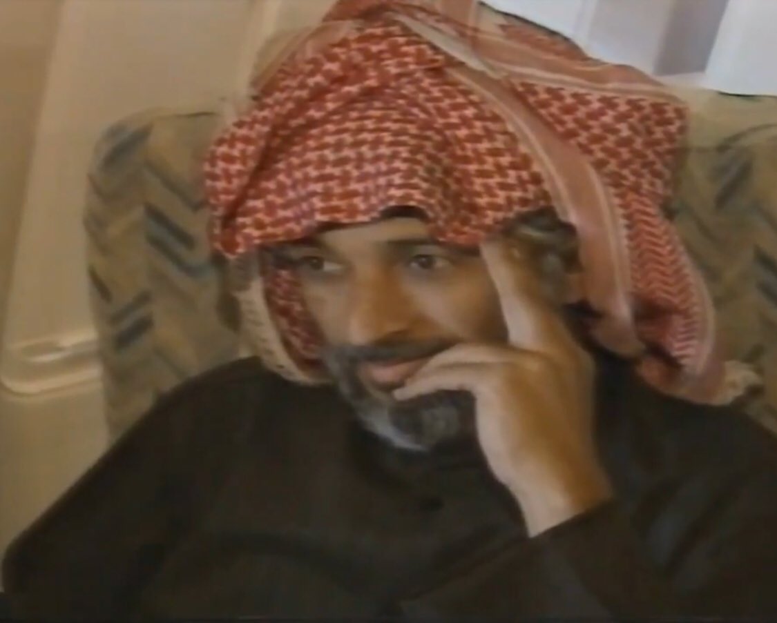 محمد الفجي، اسم عجزت مفردات اللغة عن تقديمه، هو الرمز الوطني وبطل الكويت، وأحد قادة المقاومة الوطنية إبان الغزو العراقي الغاشم على الكويت، رجل اخترق صفوف النظام الغازي وعتاده وغرف استخباراته وهزم العدو في عقر داره، 
الرشايدة لا تخلونه والله انه خير من يمثلكم . 
#محمد_الفجي