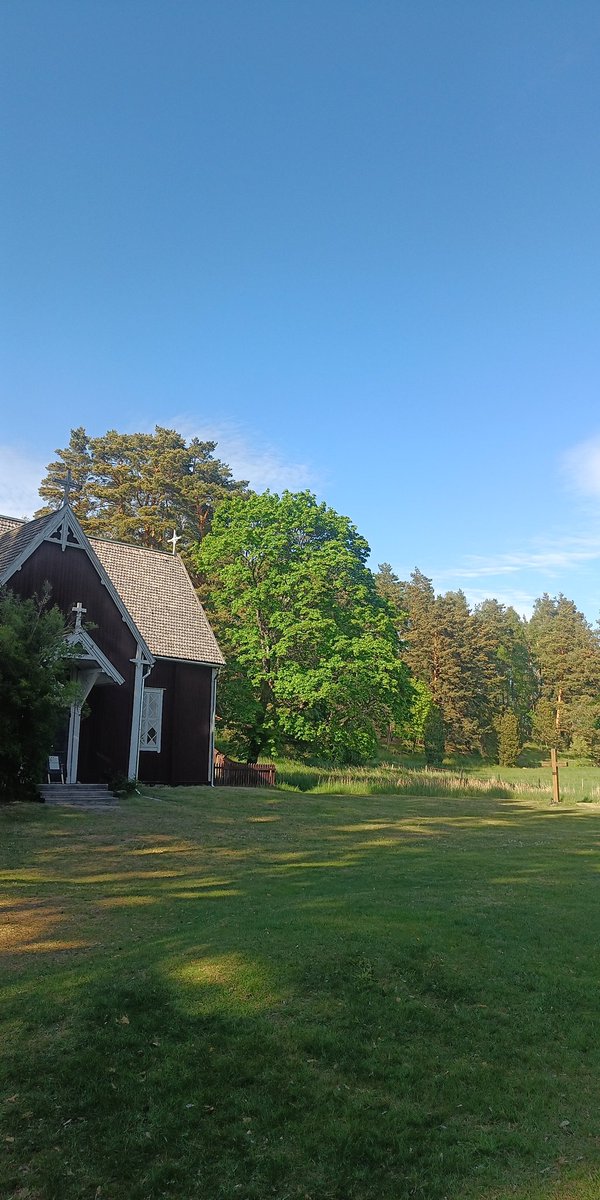 s/y Helvi tweet media