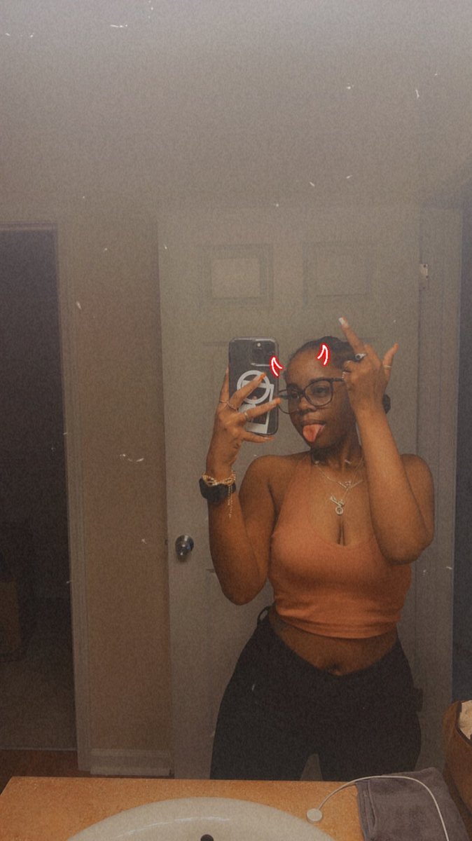 _antonnn's tweet photo. ✨ May 20, 2023✨

i know i’m a week late but better late than never…
MAY 20th, ya girl finally turned TWENTY-FINE, i mean 25 years old! S/o to everyone that told me happy birthday, celebrated my birthday w/ me, sent me gifts/money, etc.  i definitely felt a lot of love! 🫶🏾😍❤️‍🔥 https://t.co/2glZt8zauU