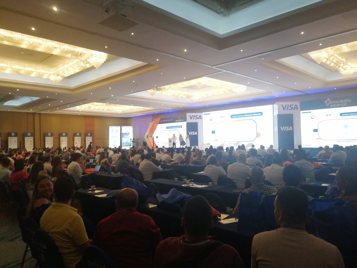 Compartimos nuestra experiencia en el congreso de la Red Coopcentral. Fue un evento impresionante que destaca el poder del ecosistema cooperativo en Colombia. Felicitamos a la Red Coopcentral y a Visionamos por liderar la evolución del sector solidario.  #Imix #RedCoopcentral