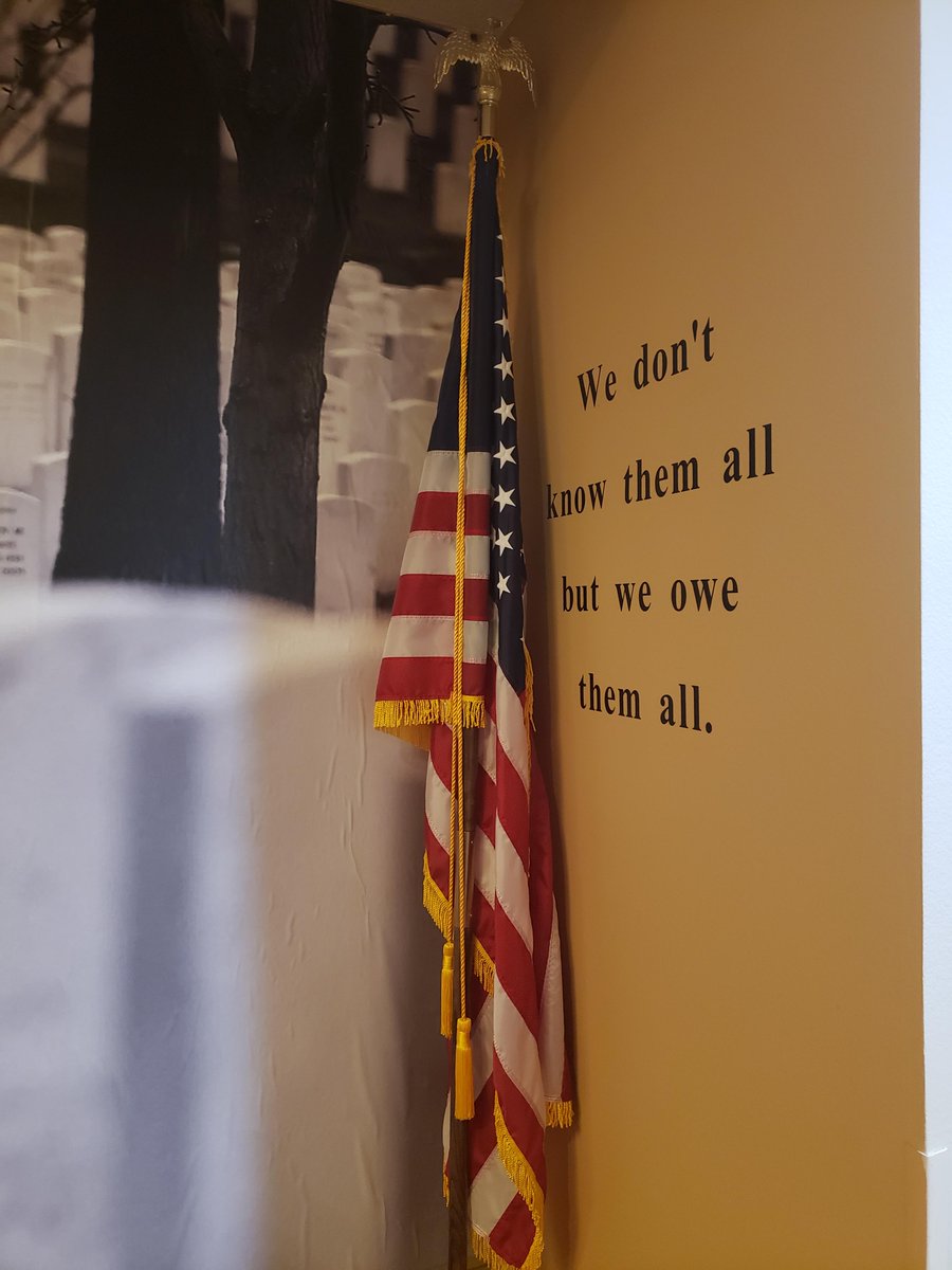 This #MemorialDay, we recognize all the sacrifices that our men and women made to keep this nation free. We especially remember our very own residents, associates and loved ones who paid the ultimate price for our freedom. #wallofhonor #allegroseniorliving #lestweforget 🇺🇸