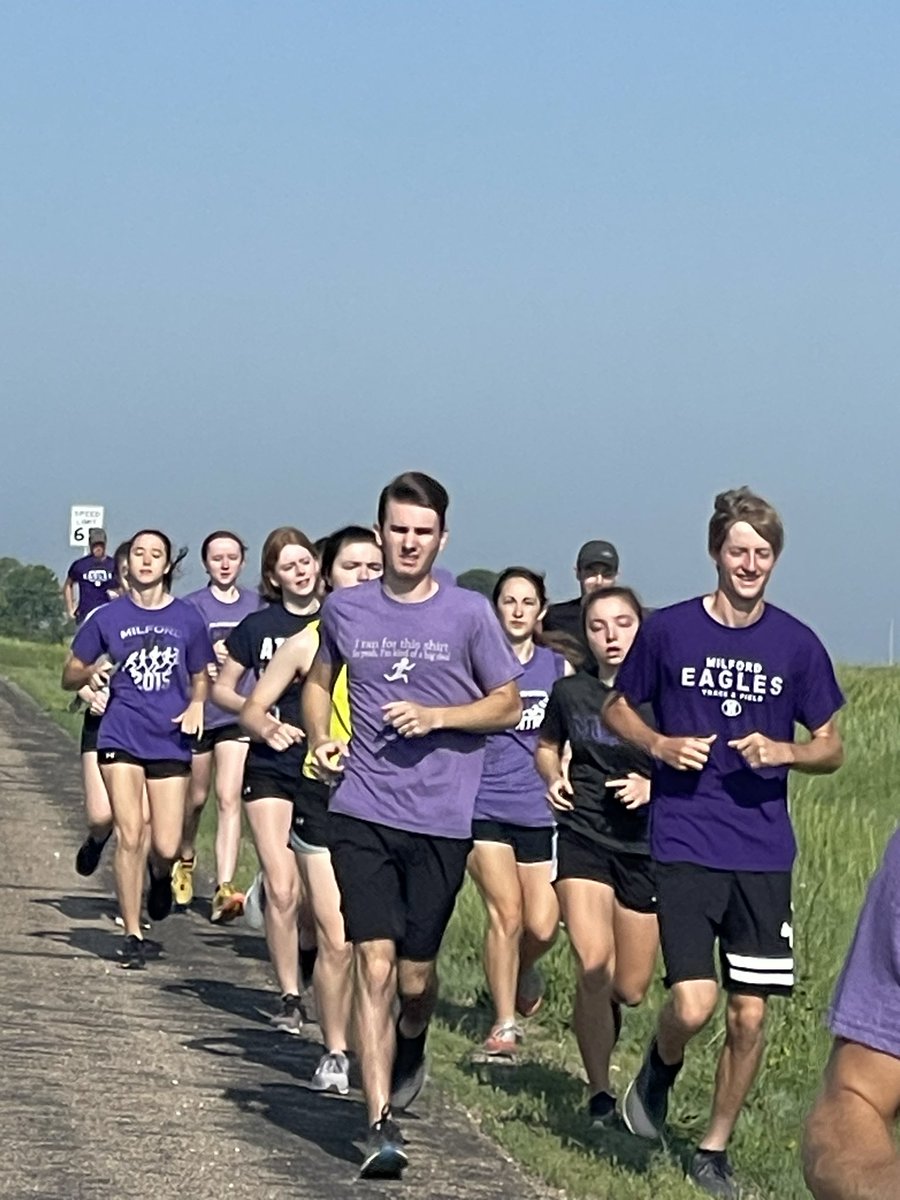 A memorial run for our lost teammate Rollin Roth … a run to his grave as we all know how much he loved the group runs, moments to remember and laying flowers.  #runasone