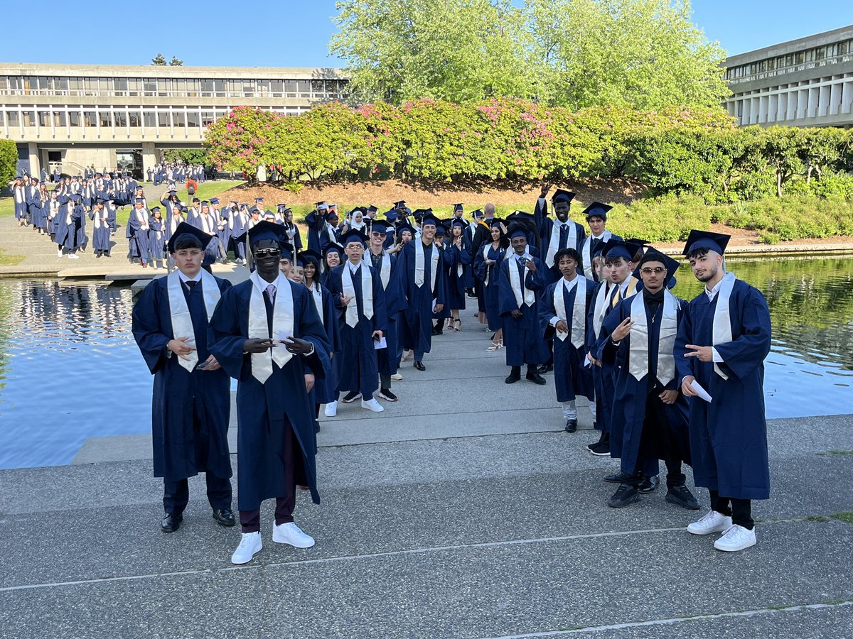 Congratulations to the Byrne Creek graduating class of 2023 🐶