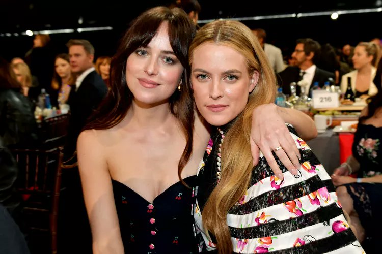 Happy birthday to Dakota s best friend, Riley Keough!  