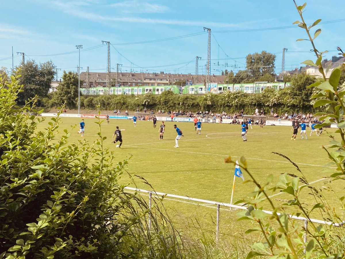 Ground 314 (#111 in 🇩🇪)

⚽️ TuRu Düsseldorf 0-3 VfB 03 Hilden 
🏟️ Stadion an der Feuerbachstraße (1/21)
🏆 Oberliga Niederrhein (5th tier)
👥 400
🎟️ 6€
✅ Game 98 (2022/23)

I‘m just running on fumes at this point, lads.