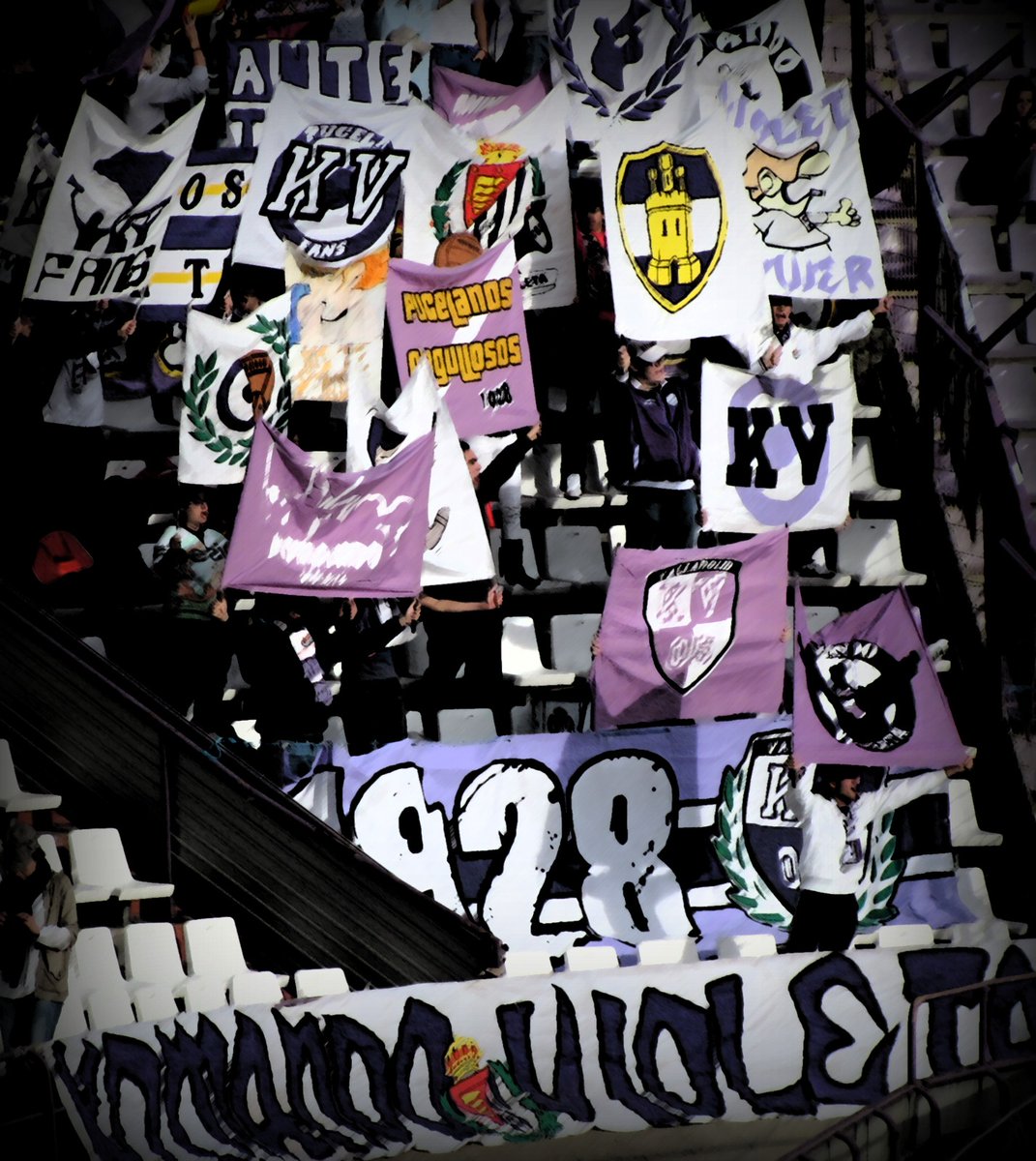 komandovioleta's tweet photo. Hoy, 29 de mayo, celebramos nuestro 18° aniversario. Dieciocho años de pasión por el Real Valladolid.
¡Que sean muchos más! https://t.co/apW47ZxVR9