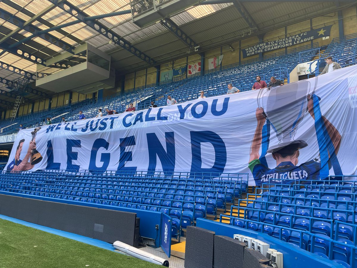 WeAre_TheShed's tweet photo. Thank you to everyone who donated, helped set up &amp; played their part on the day. Thank you, as always, to @CFC843 for making the group vision come to light for the banner

It's comments like this, from players, that make these displays even more worthwhile

Azpilicueta = Legend💙 https://t.co/UB5I0g5w7I
