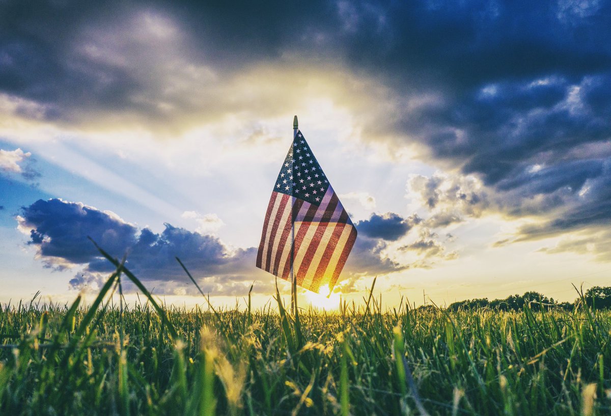 FinAssetMgtCorp's tweet photo. Wishing you a Happy, safe Memorial Day from your friends at FAM https://t.co/9HlSXmapnw