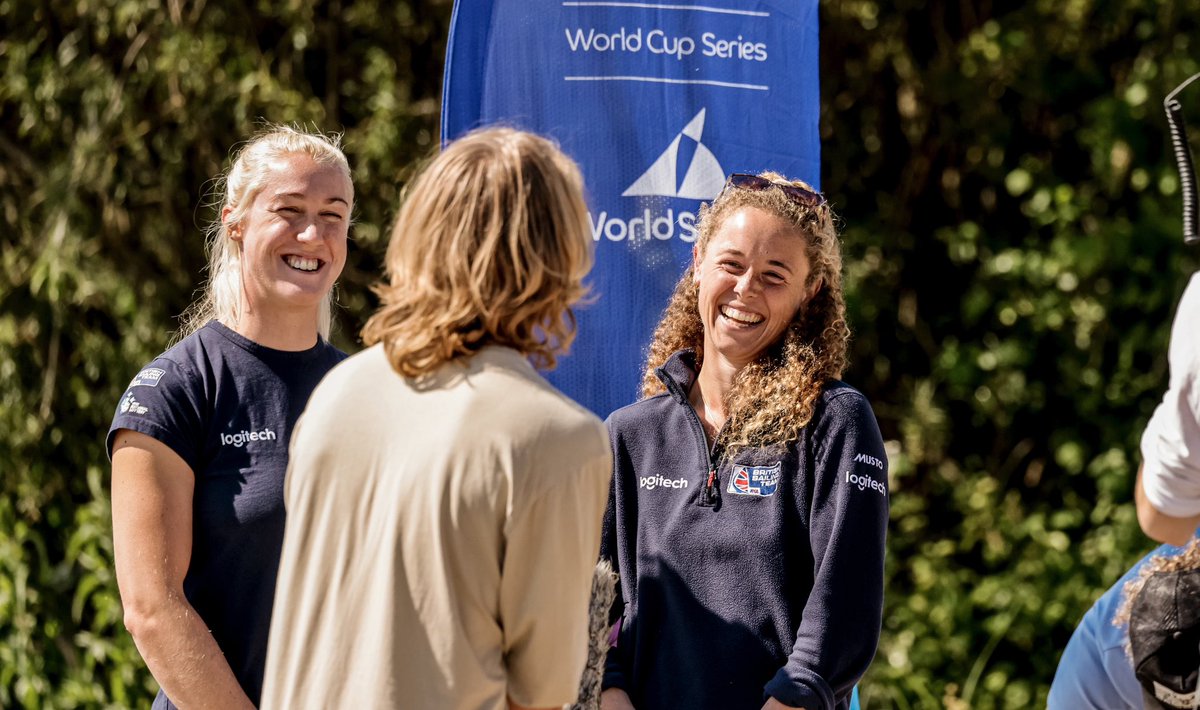 dutchwaterweek's tweet photo. 🌊 | Dag 3 🌞 Vandaag is de opbouw van de Allianz Regatta begonnen en was de laatste dag van de zwemvierdaagse in Amsterdam 🏊‍♀️. Morgen zijn de registraties voor de World Cup en zijn er catamaran clinics te volgen in Almere. Tot dan! 🤙🏼 #DutchWaterWeek #DWW https://t.co/dhjgirIwew