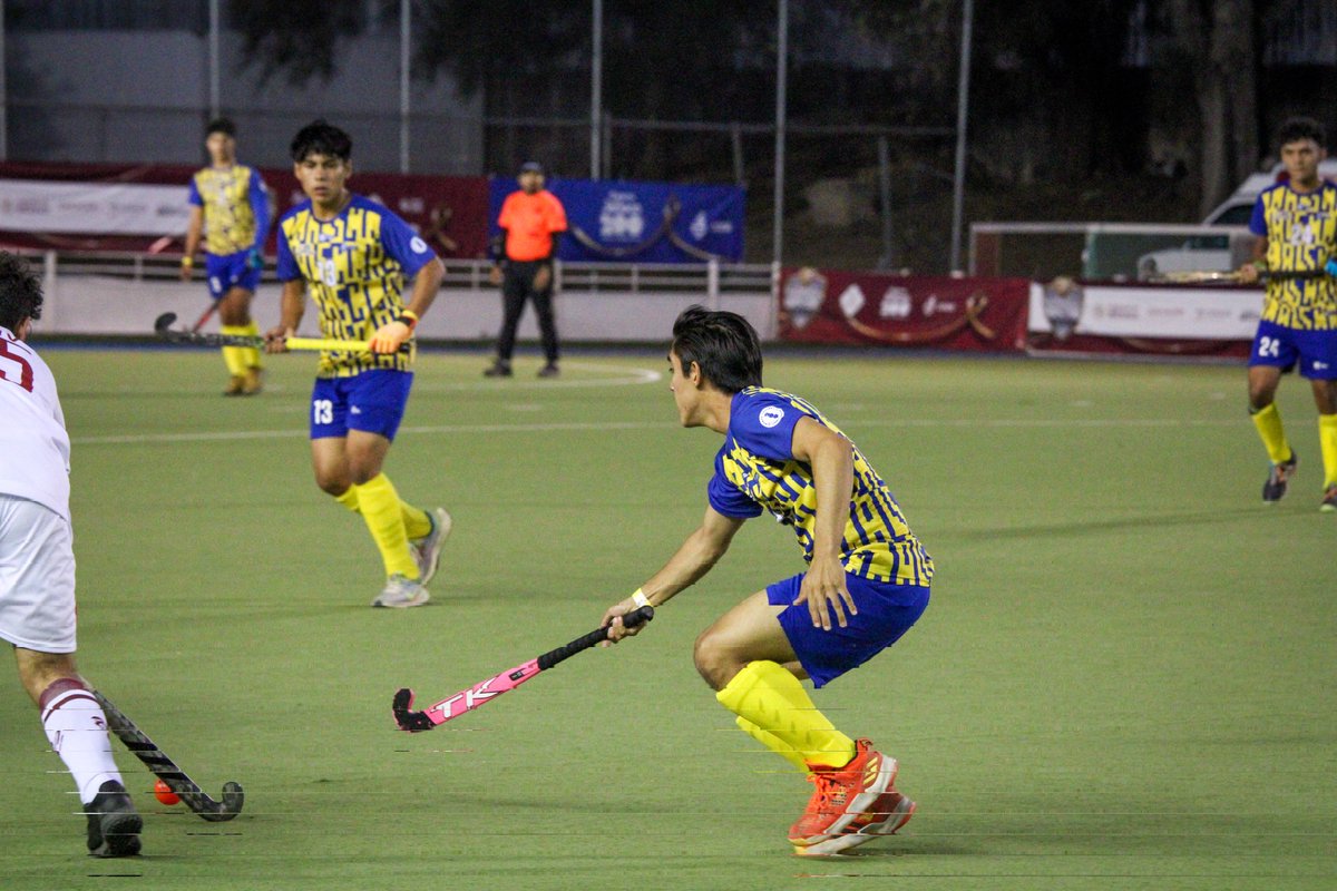 TiburonesHC's tweet photo. Los encuentros de #hockey 🏑entre la #SelecciónJalisco 🟡🔵y #SelecciónBaja☀️son intensos de principio a fin y este no fue la excepción

Un partido con grandes emociones en donde las porras no dejaron de alentar a los suyos. https://t.co/6TfmQrYk8P