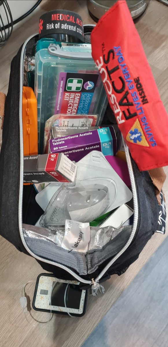 #AddisonsDiseaseDay  I'm so grateful for the steroids that keep my daughter alive(insulin too)
Life's not easy for her, there's always fear of an adrenal crisis.
Please take a min to read the info. 
Here's 1 of her medical bags from last week's holiday 
#shareYourKit
@AddisonsUK