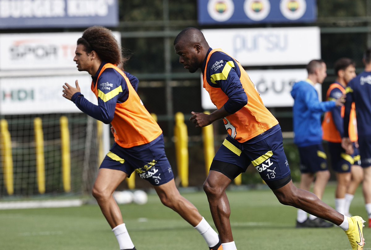 Fenerbahce's tweet photo. FTA Antalyaspor maçı hazırlıklarımızı tamamladık. ✅ https://t.co/AGCAoJWn6c