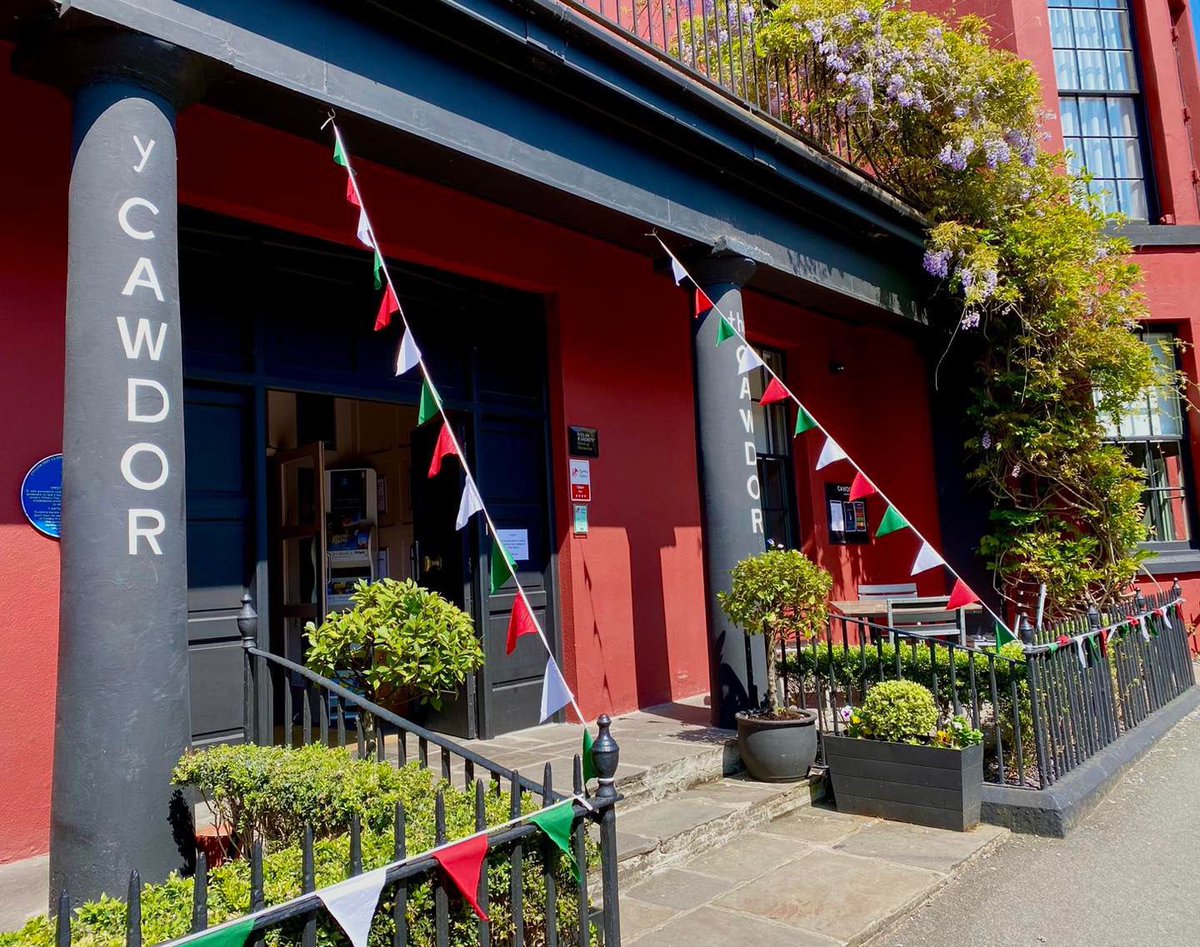 Barod am yr <a href="/EisteddfodUrdd/">Eisteddfod yr Urdd a’r Celfyddydau</a> 2023 🏴󠁧󠁢󠁷󠁬󠁳󠁿 

Pop in and visit us if you’re heading to Llandovery this week 😊