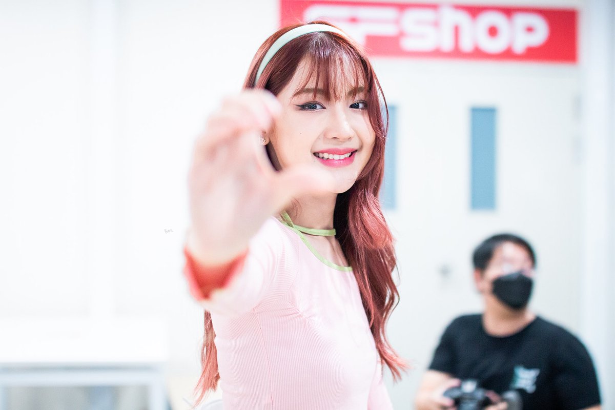 pocketsfanpage's tweet photo. #ImaPresent #PakwanBNK48 #PakwaneRAA https://t.co/CobujZTqYa