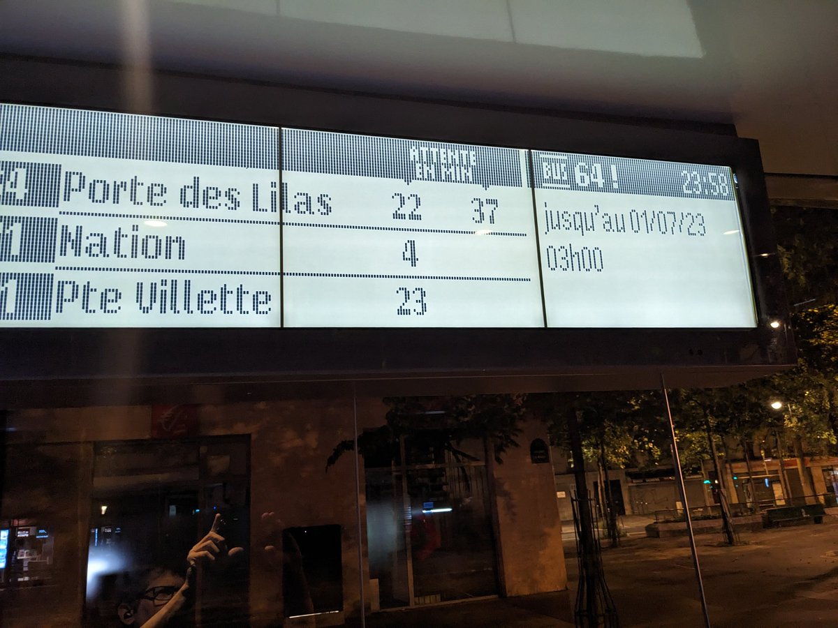 lovecolombe's tweet photo. Le prochain dans 21min. Je n'attendrai pas si longtemps https://t.co/30zpQtZBLi