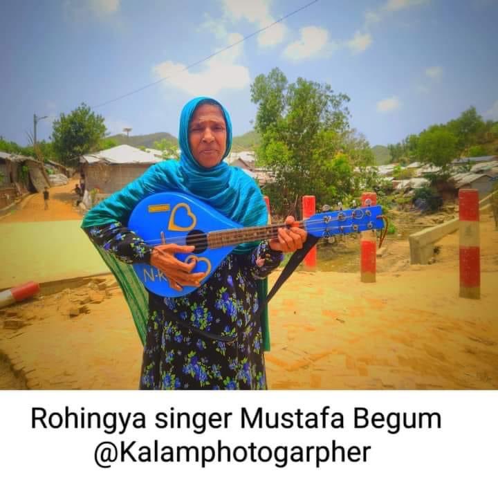 YasinAr85036736's tweet photo. She is a #Rohingya female singer (Mustafa Begum) she brings the nostalgic stories of #Rohingya in songs. She raises her voices for #Rohingyas through her songs.
Let opportunities reach them out, don’t clip their dreams and let them be who they are.
#Rohingyas
#livematter https://t.co/B7W4mrbbvm