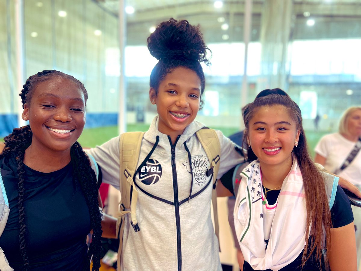 Nora Baston tweet media