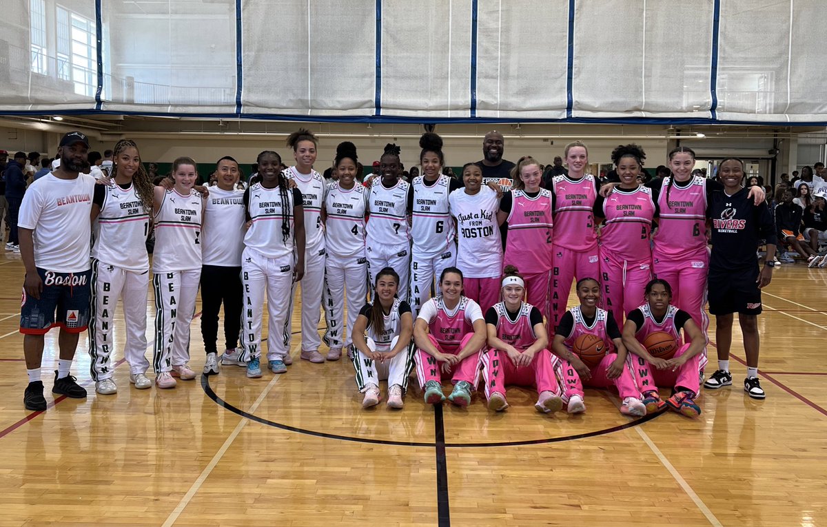 Nora Baston tweet media