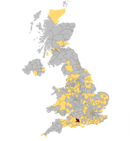 realPerfumeInfo's tweet photo. LAST HOUR of the petition to extend the 2006 Health Act and ban indoor room fragrance products in public places & workplaces that contain synthetic fragrances, scents & parfums. The map shows UK-wide support for the ban: https://t.co/w0zktWsKB4 #carcinogens #toxins #signitnow! https://t.co/T58wBxIFAV