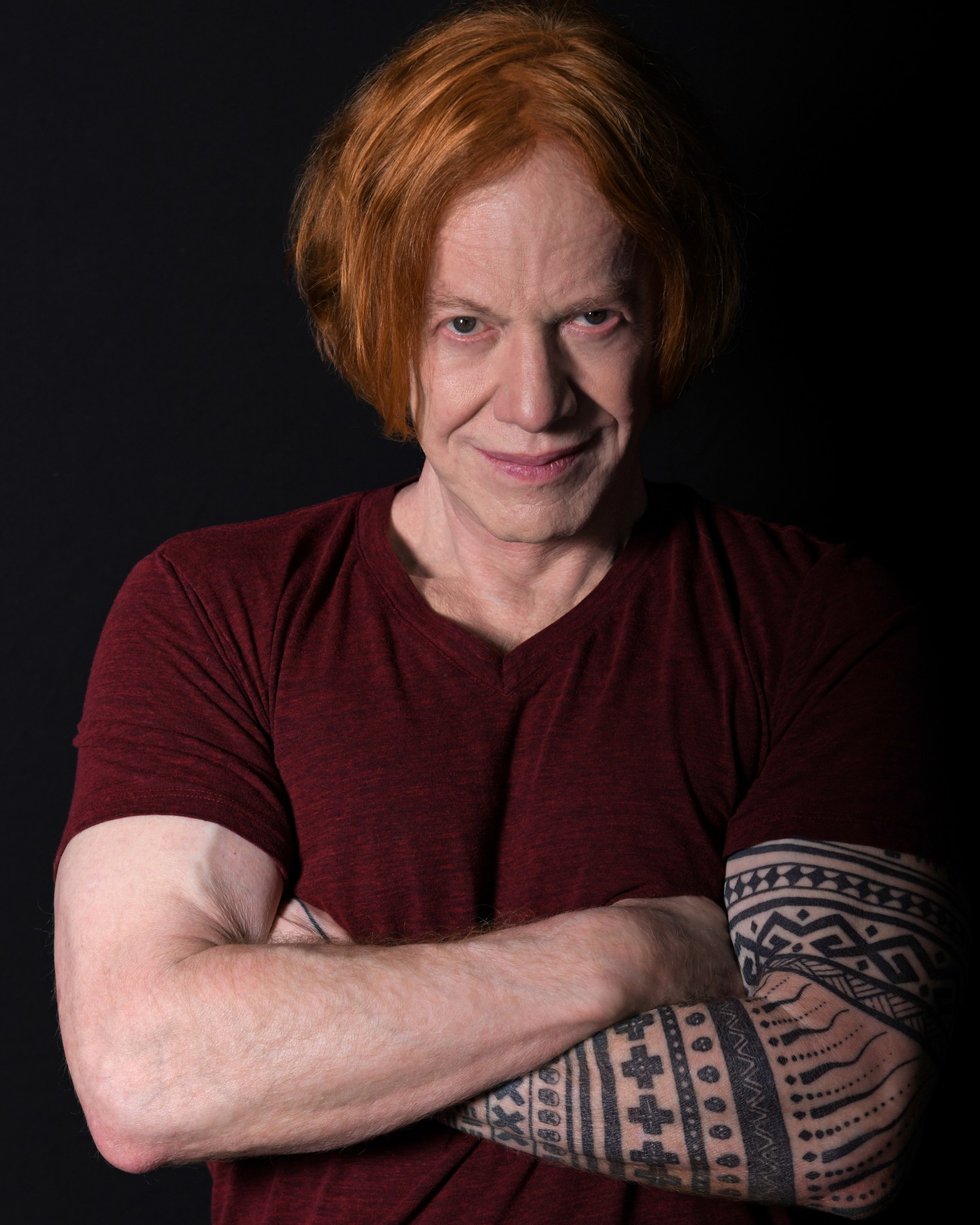   Happy birthday  viejo sabroso Danny Elfman, team mayo perritxs geminis, pero team mayo. 