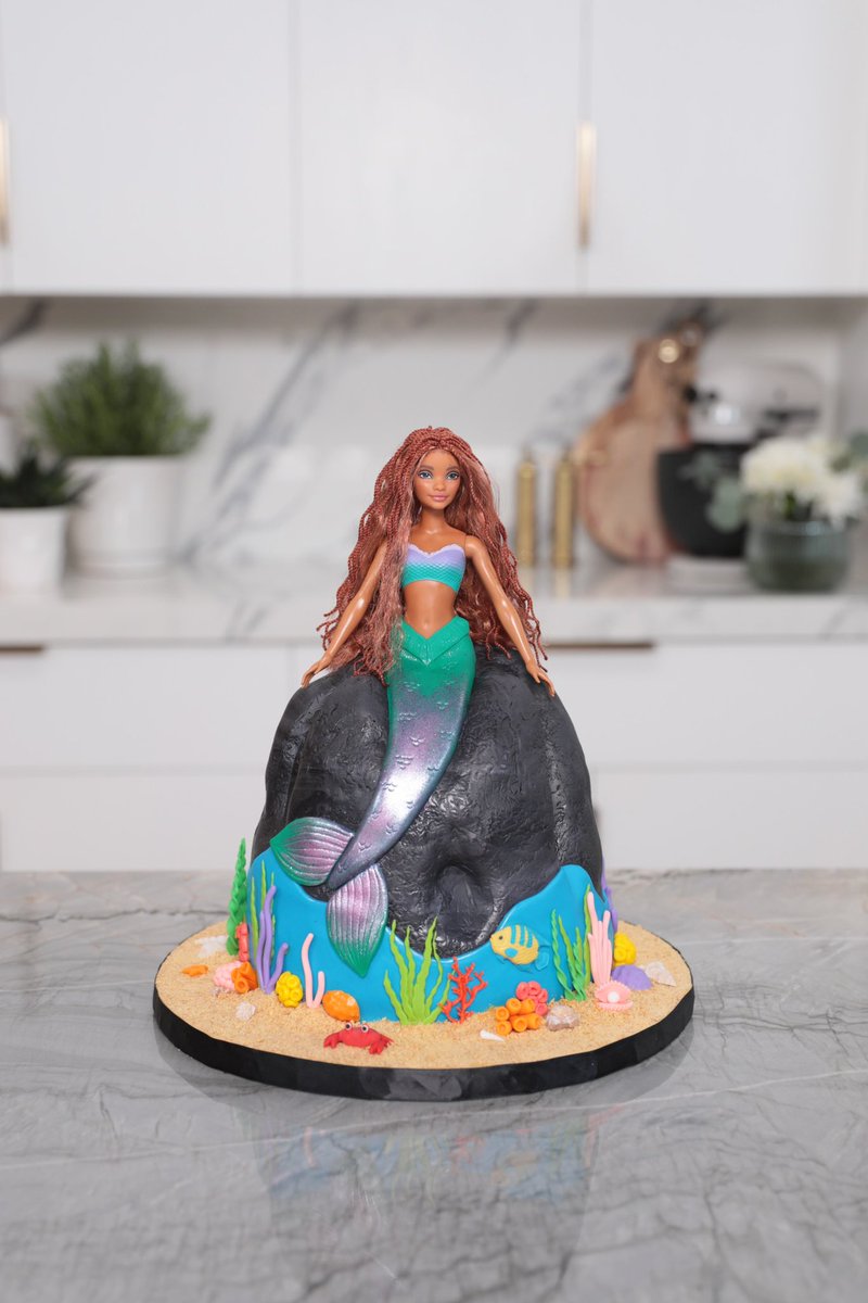 Little Mermaid Cake 🧜‍♀️🦀🐠

youtu.be/8tugTnLEuT0