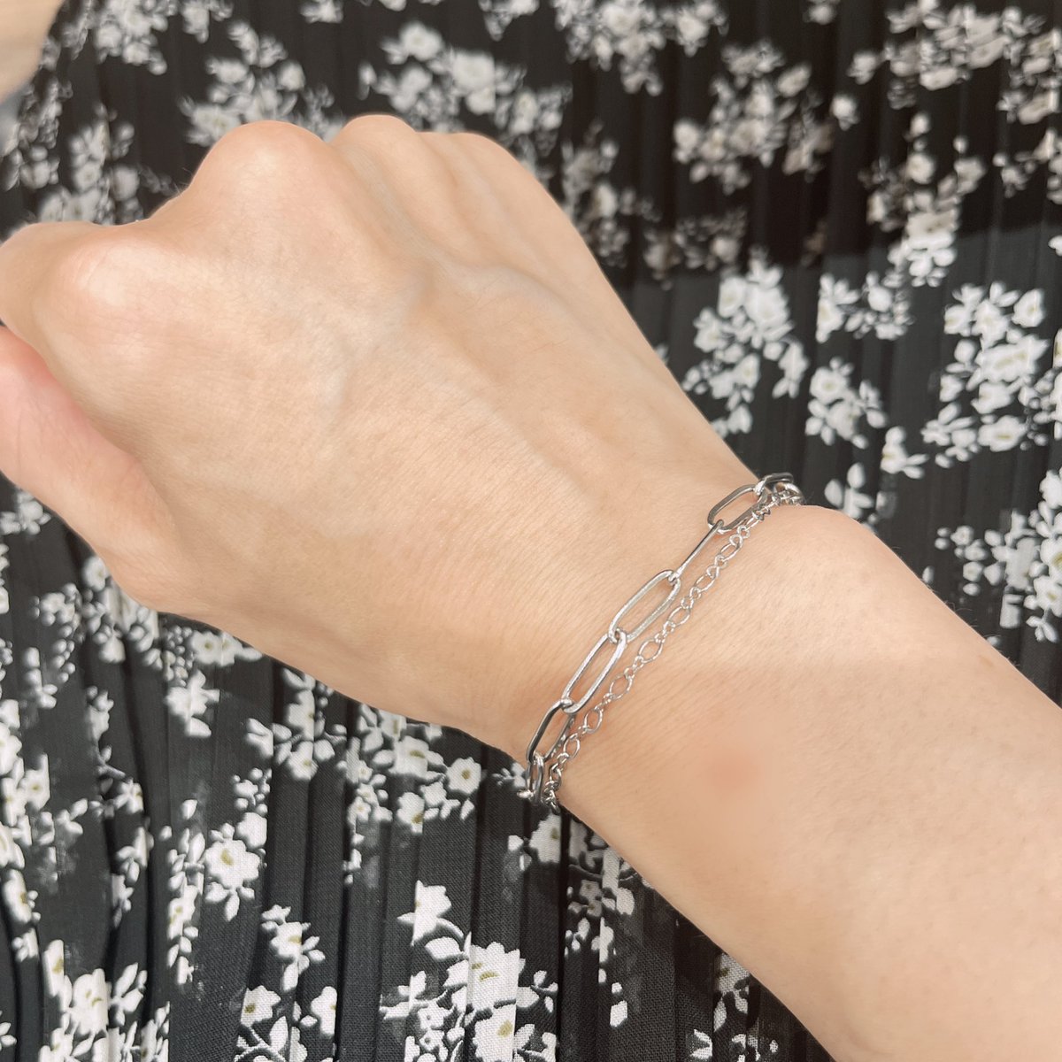 mikippe5392's tweet photo. ご無沙汰しております🙇‍♀️
自分用シルバーブレスレット！
お気に入り♡
 #シルバーアクセ #ブレスレット #Instagram投稿 https://t.co/2kaeAPopvh