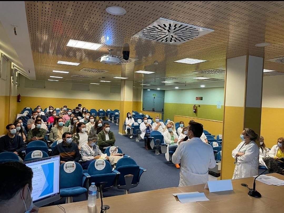 Celebramos el Acto de Acogida de los nuevos Residentes que se incorporan al <a href="/ags_nortedejaen/">AGS Norte de Jaén</a> 
 ✅️<a href="/UDMAFYCJaen/">UDM AFyC Jaén Norte-Nordeste</a> y ✅️Hospital San Agustín de #Linares.
📚Sesiones prácticas de M del Trabajo,  UPRL y otros servicios acompañantes.
🙌BIENVENIDOS!!

<a href="/saludand/">Consejería de Sanidad, Presidencia y Emergencias</a> 
<a href="/Saludand_Jaen/">Delegación Territorial en Jaén</a>