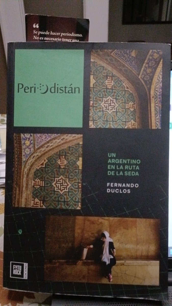 Muy bueno el libro, me llegó a Valencia. Qué onda <a href="/periodistan_/">Periodistán</a> ? Tenes otro Alter Ego? O #ChatGPT se equivoca?
