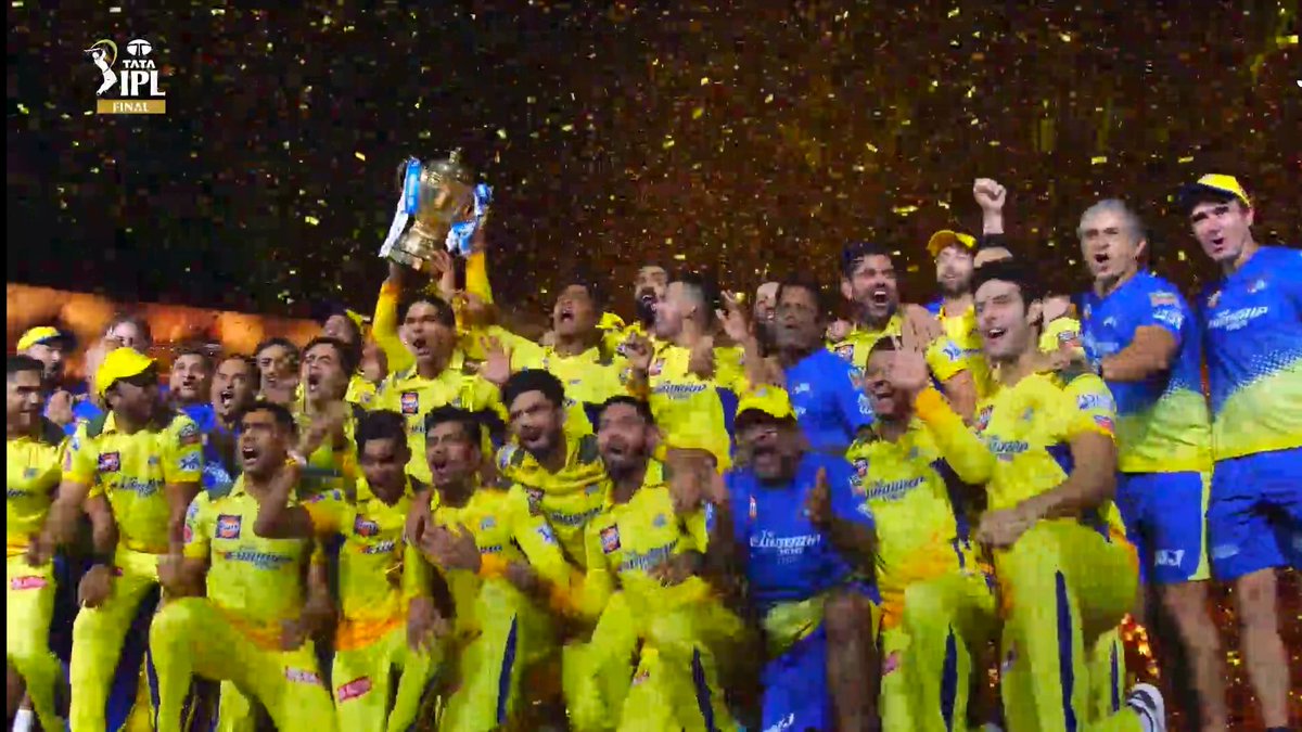 laviitwts's tweet photo. best 🥹😭💛💛💛
#CSK  #IPL2023Finals https://t.co/1IwiXonKVp