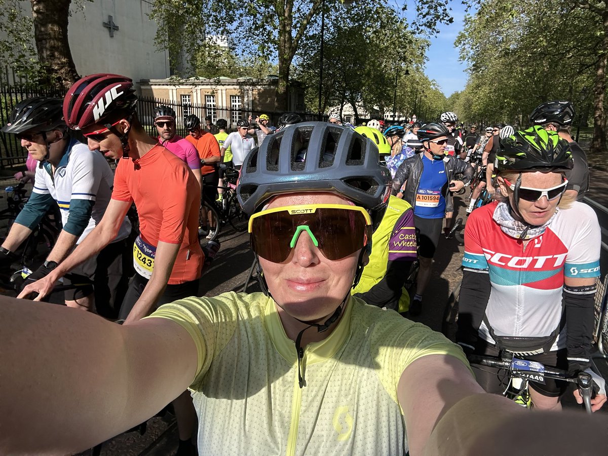 Finally home after an epic day yesterday taking on the <a href="/RideLondon/">Ford RideLondon</a> 100miler 🚴🏻‍♀️completed it ✔️x