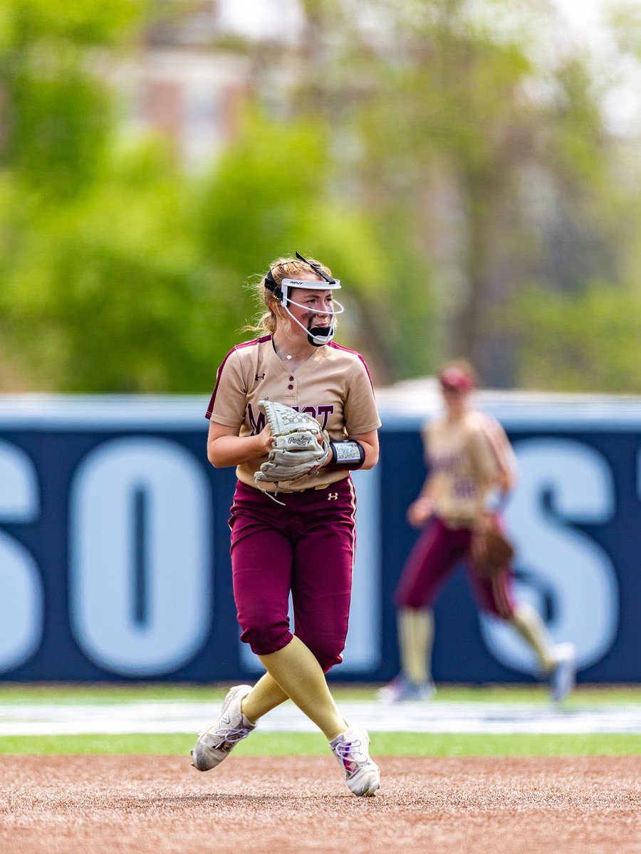 bgfalcon_'s tweet photo. About last weekend 🥎💛#UnfinishedBusiness #thirteen #gomajettes #wdachamps #statebound #keepitrollin https://t.co/aa3SVs5uaa