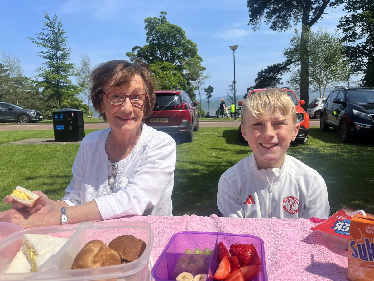 Picked from my very own garden. 🌸 Simple pleasures :) such a lovely long weekend spent with friends and family. I don’t want it to end! #grateful #relax #familytime #weekendfun