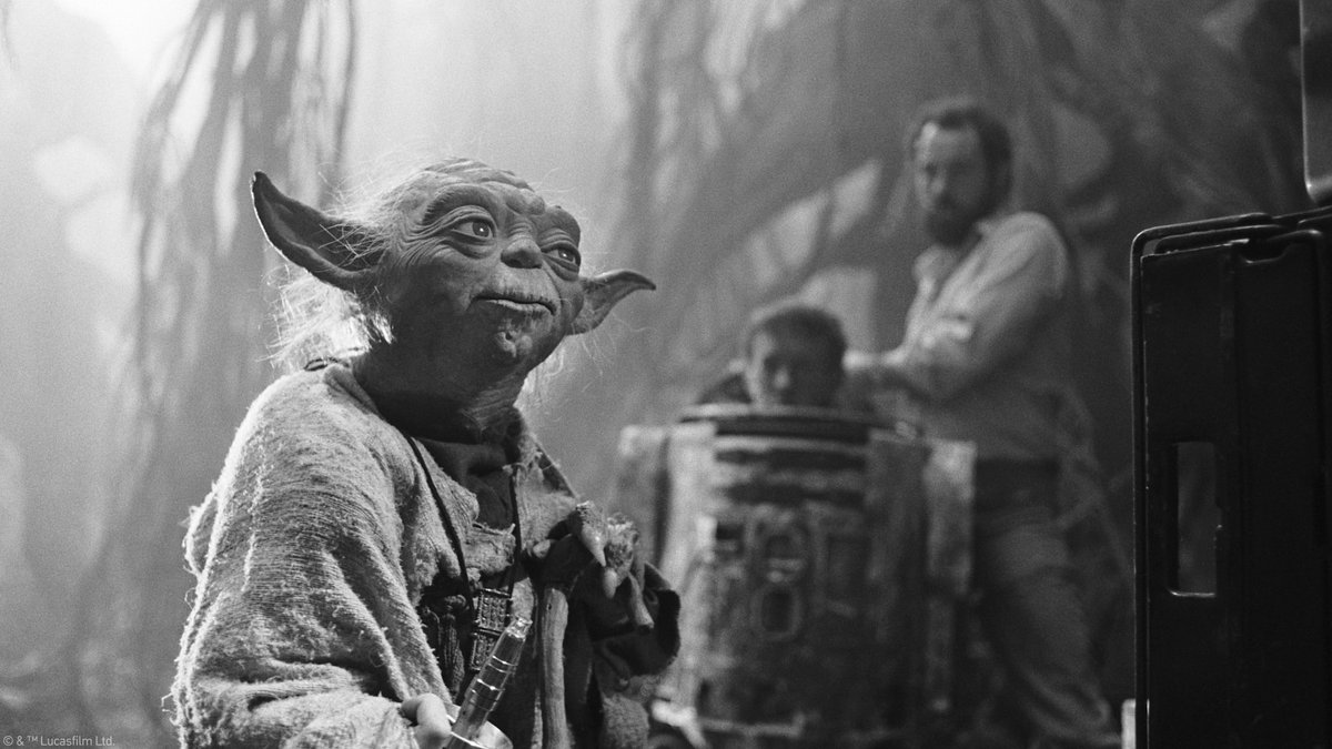Yoda and Kenny Baker (R2-D2) preparing for their big fight scene in #TheEmpireStrikesBack.