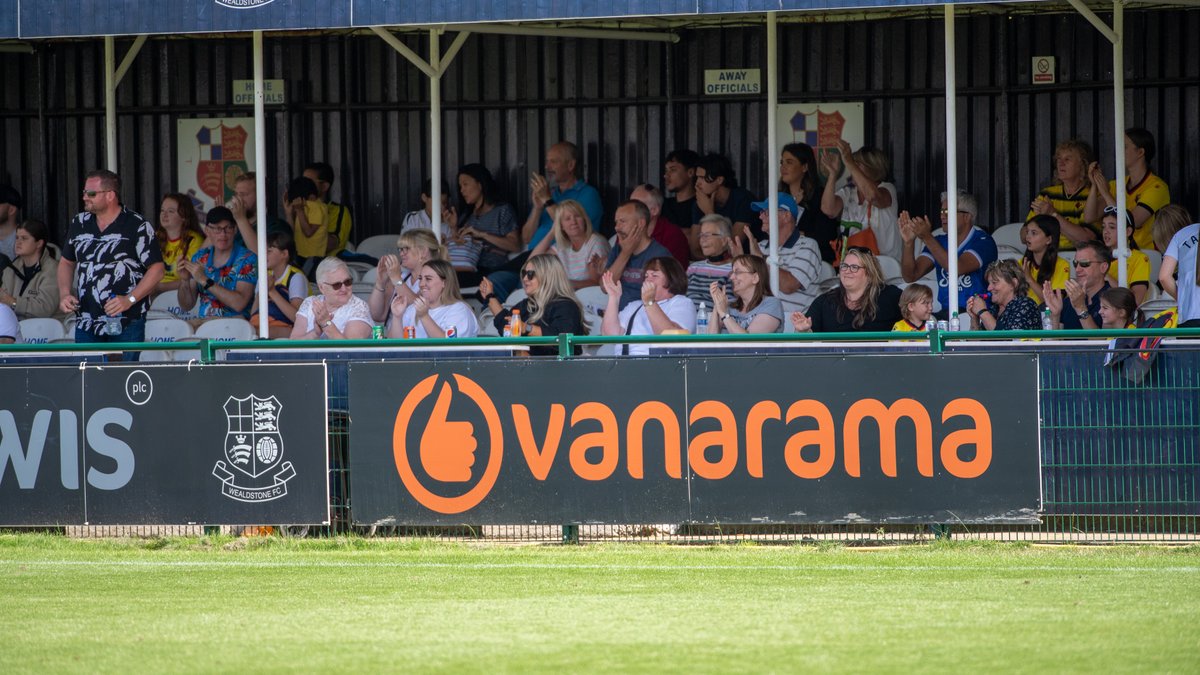 WatfordFCWomen's tweet photo. Following us home and away. 🛣️

Thank you for your fantastic support this season! 👏 https://t.co/VSzZULH25i