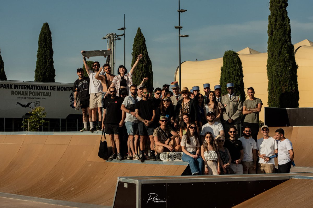 1erSpahis's tweet image. Les #Spahis étaient de la partie pour pour cette inauguration exceptionnelle, qui fera connaître l’un des nôtres, mort pour la France, au plus grand nombre. Cette nouvelle « reconnaissance de la Nation » pour Ronan est délicate et formidable à la fois, merci à tous les acteurs🙏🏻