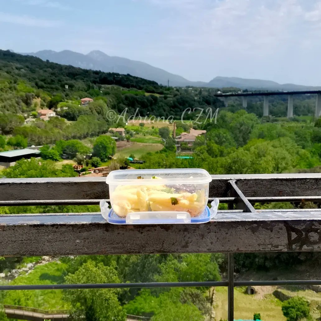 adriana_czm_'s tweet image. #abouttoday #lunchwithaview #castellfolitdelaroca #garrotxa #catalunya #spain #enjoy #life #beauty #photography #hobby #aboutwhatilike