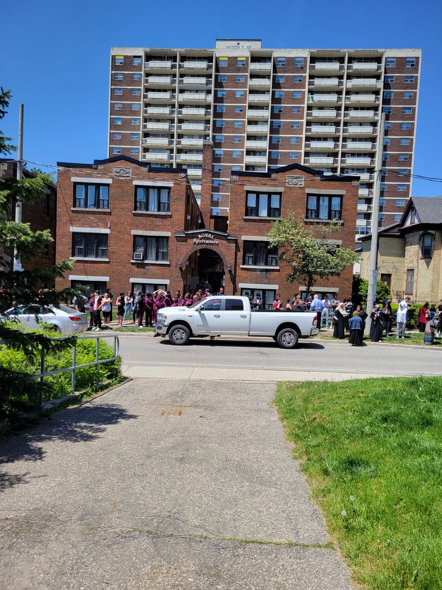 Fire 🔥 drills are a necessary part of keeping schools safe. @StLouisWCDSB students appreciate the #freshair and #sunshine 🌞 breaks #acrossthestreet that are bonus benefits to this #exitsafely task. #WCDSBAwesome