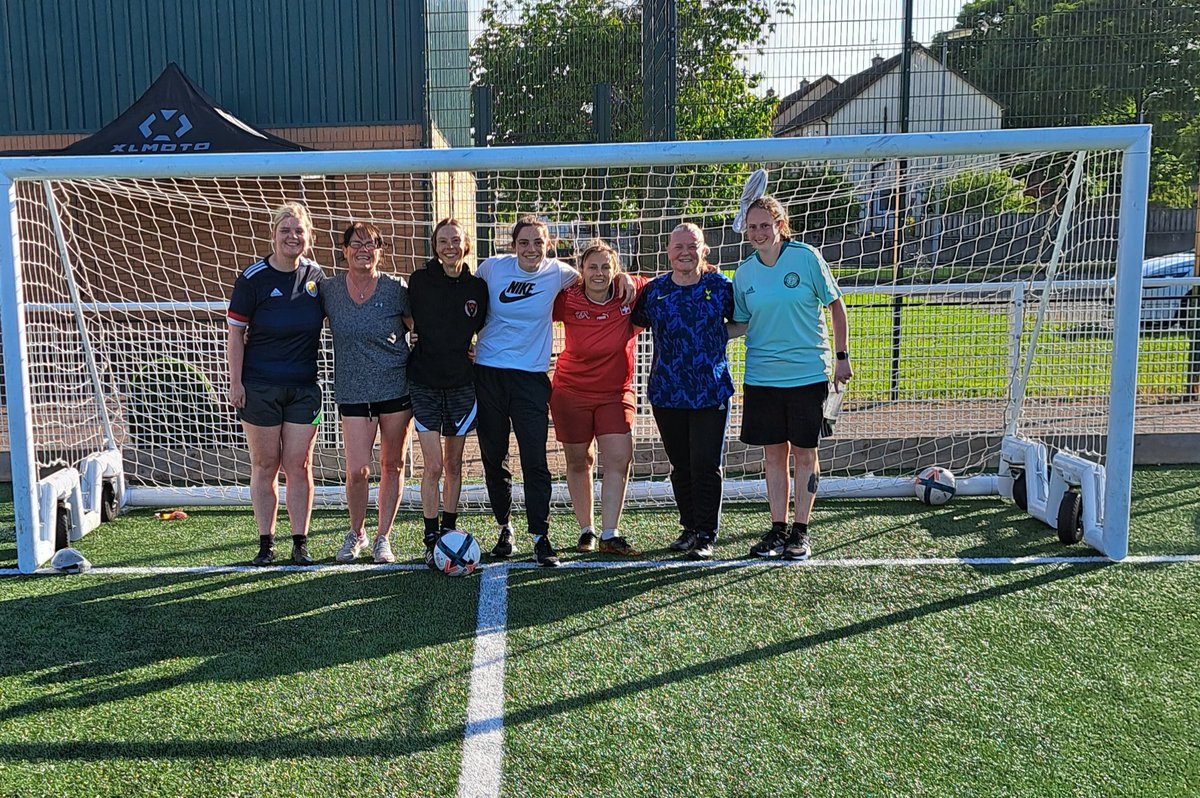 Second game of the day, another #bigkickabout for the @ScottishFA #WeekOfFootball. This time with the ladies from @in_vics