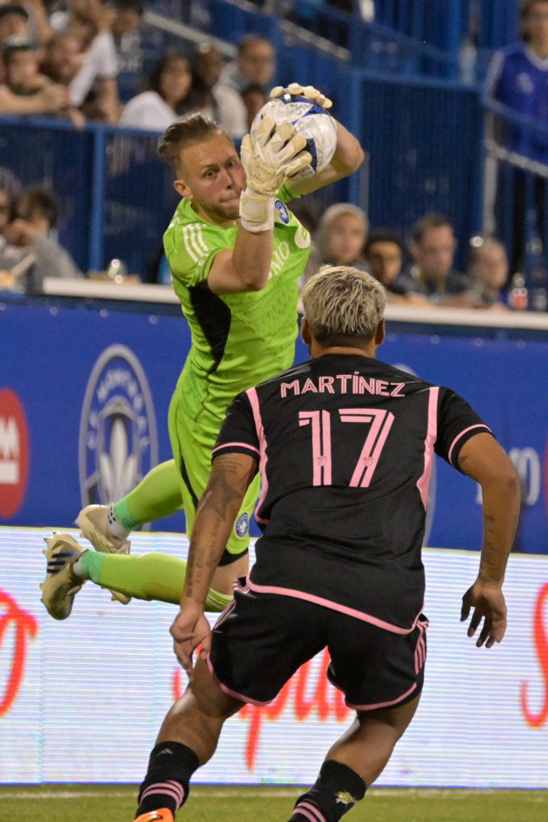 cfmontreal's tweet photo. Jonathan Sirois dans l'Équipe du jour de match en MLS après son jeu blanc face à l'Inter Miami CF👏

Fully deserved 👊 @josirois1 makes it on the @MLS Team of the Matchday. 

#CFMTL https://t.co/xS6VK1D7XL