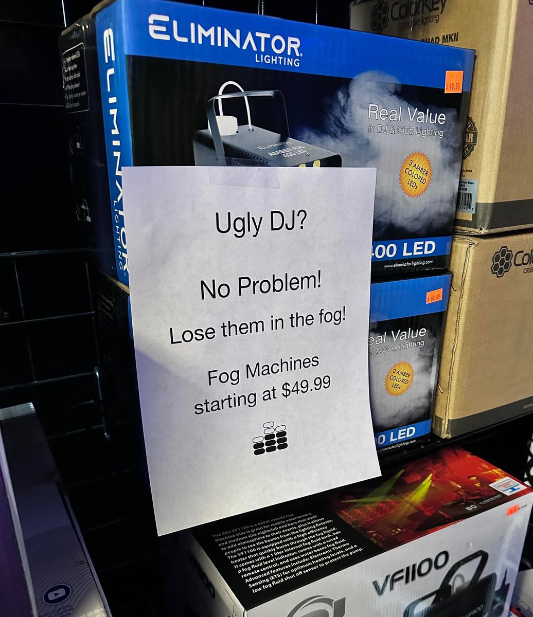 peachezleon's tweet image. If y’all see a fog machine near my booth, mind your damn business. #djlife #latindj #clubdj #transDJ