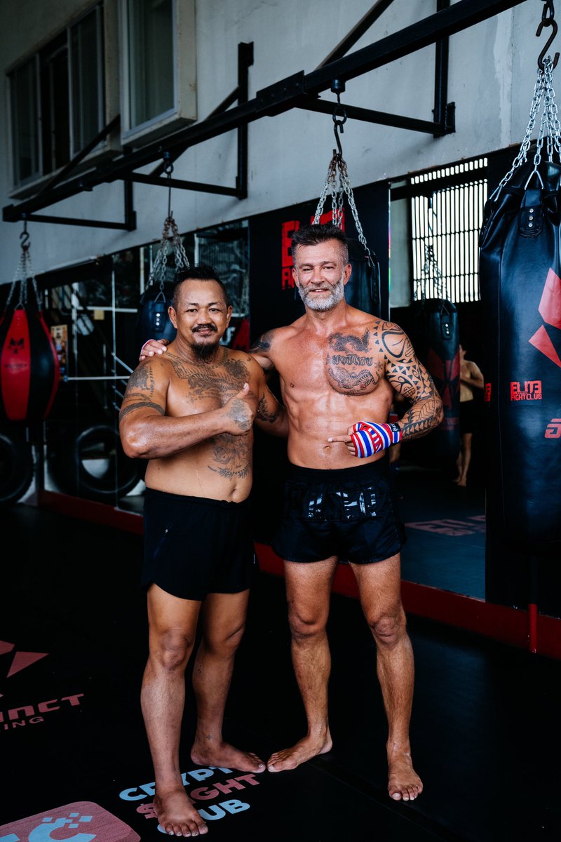 rangelfarias_mt's tweet photo. Master!! #trainergae #thailand #muaythai https://t.co/OvL7n3kcCS