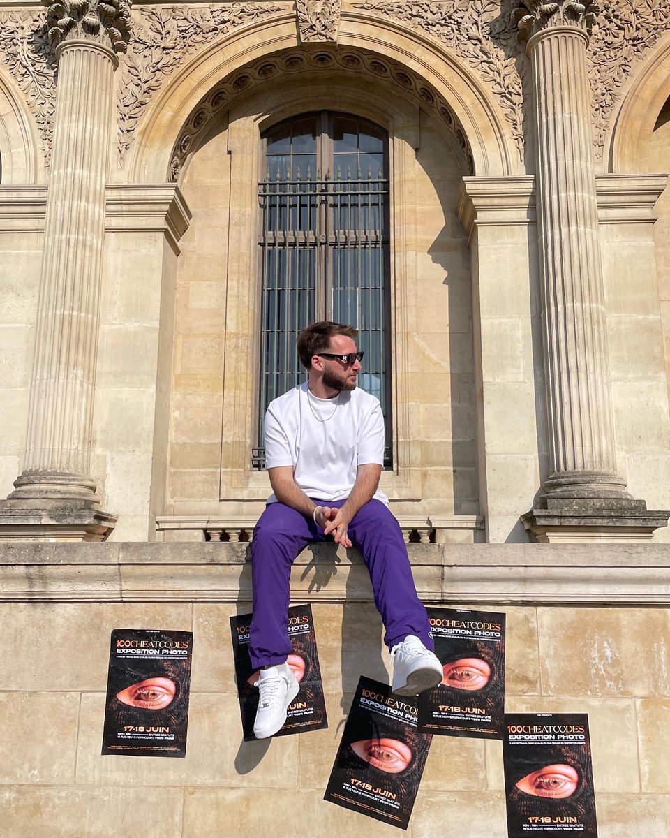 yde_rz's tweet photo. après 1 an de réflexion, je suis fier de présenter ma première expo photo réalisée et produite par nous-mêmes, 100 Cheatcodes.

l'idée m'est venue le 28 mai 2022 en fin de soirée dans un taxi … ⬇️ https://t.co/7Ourzhj0HB