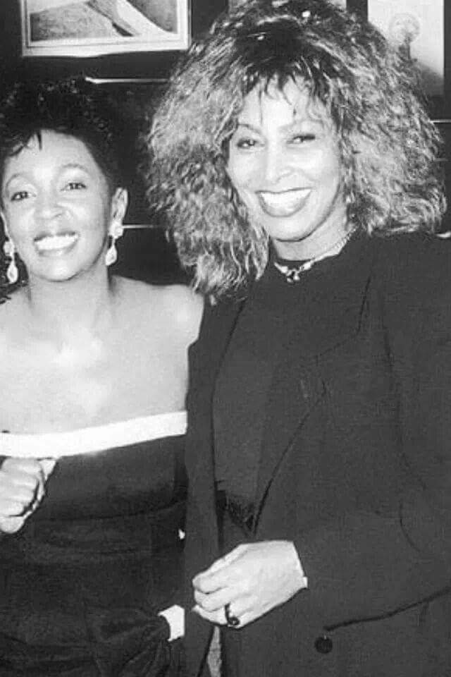 Never.
Gone.
Alive, in Every sunrise. STILL, smiling &amp; shining on us all. Happy, to have told her, personally, what she means to me🎼❤️
#TinaTurner